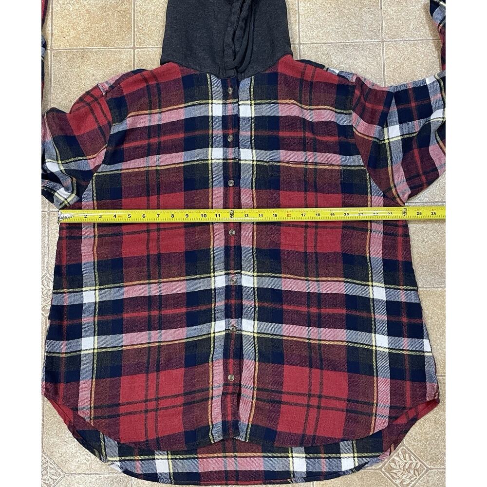 AMERICAN EAGLE Women's Red/Black Plaid Hoodie Button Down Flannel Top Sz Medium - Picture 3 of 10